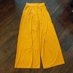 NWOT Wide Leg Pants